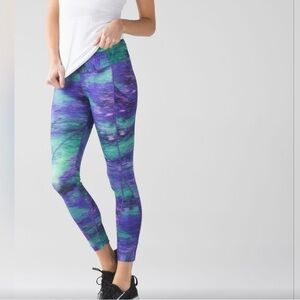 Lululemon Women's Time to Shine Tight Leggings Rio Nights Multi Size 8